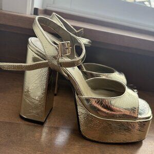 Intervalle Gold Chunky Heel Sandals – Size 38